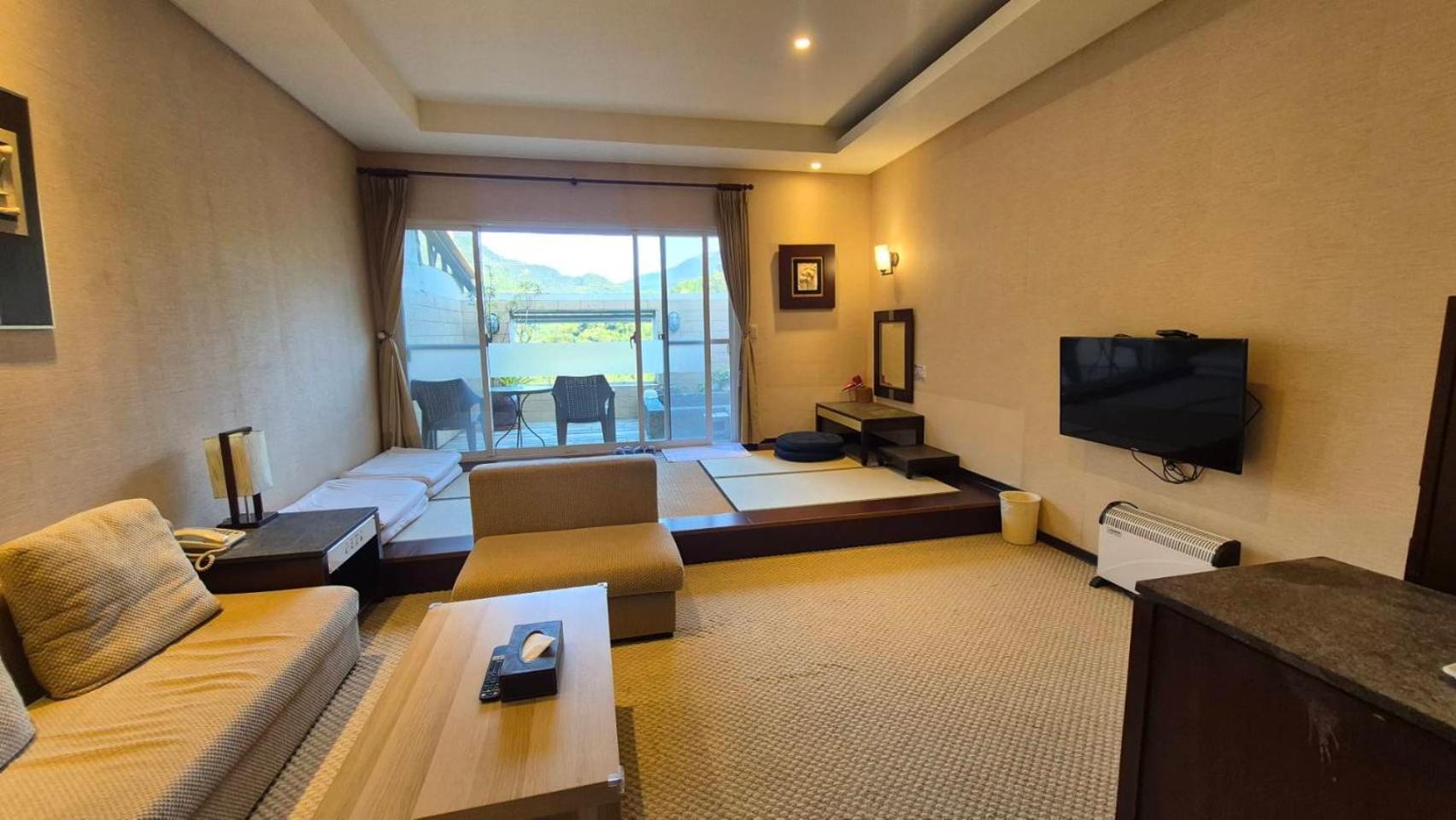 Mi Jing Garden Spring Resort Wulai Exterior foto